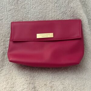 Ferragamo Parfums Fuchsia Cosmetic Case